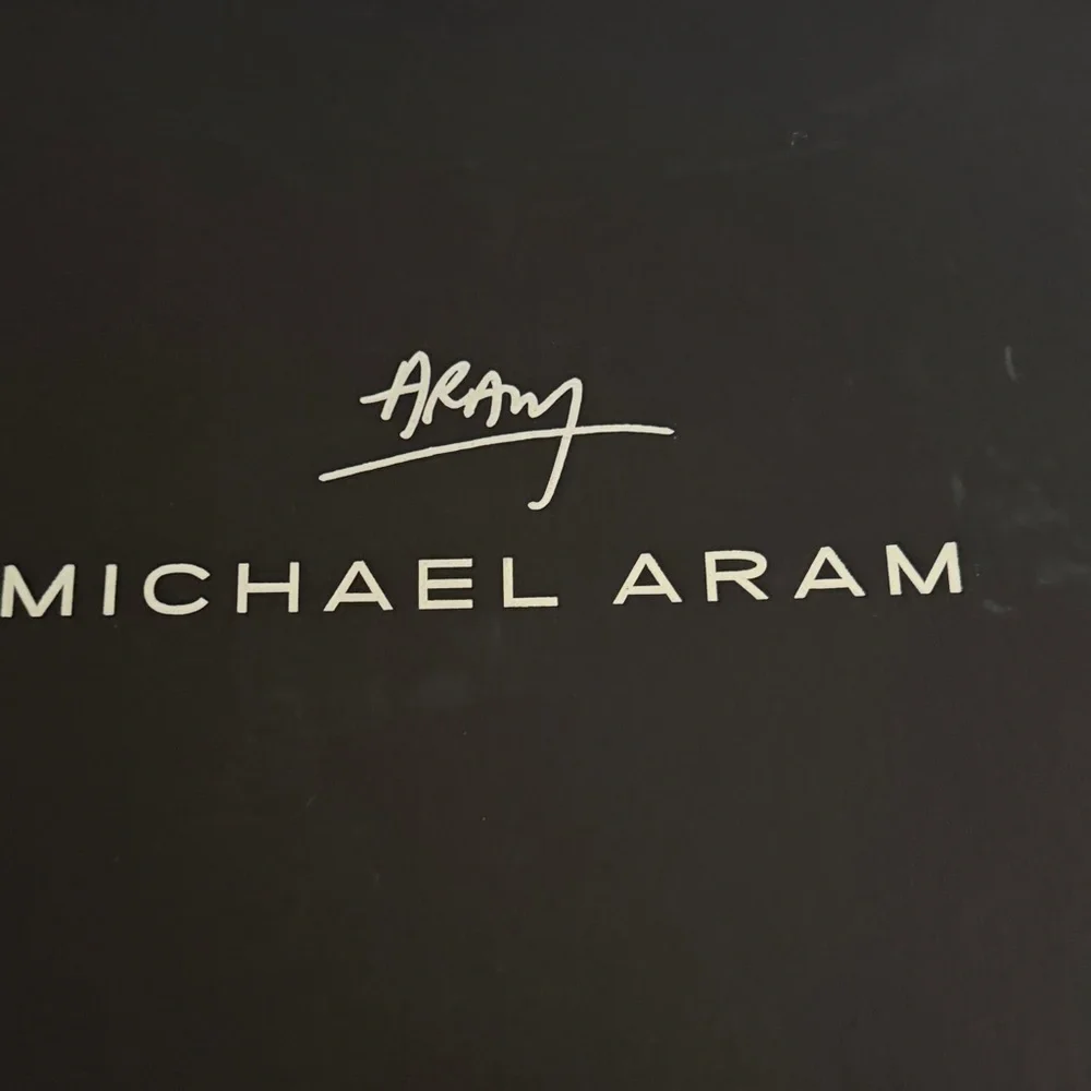 Michael Aram Autumn Leaf Design Vase - Picture 9 of 10